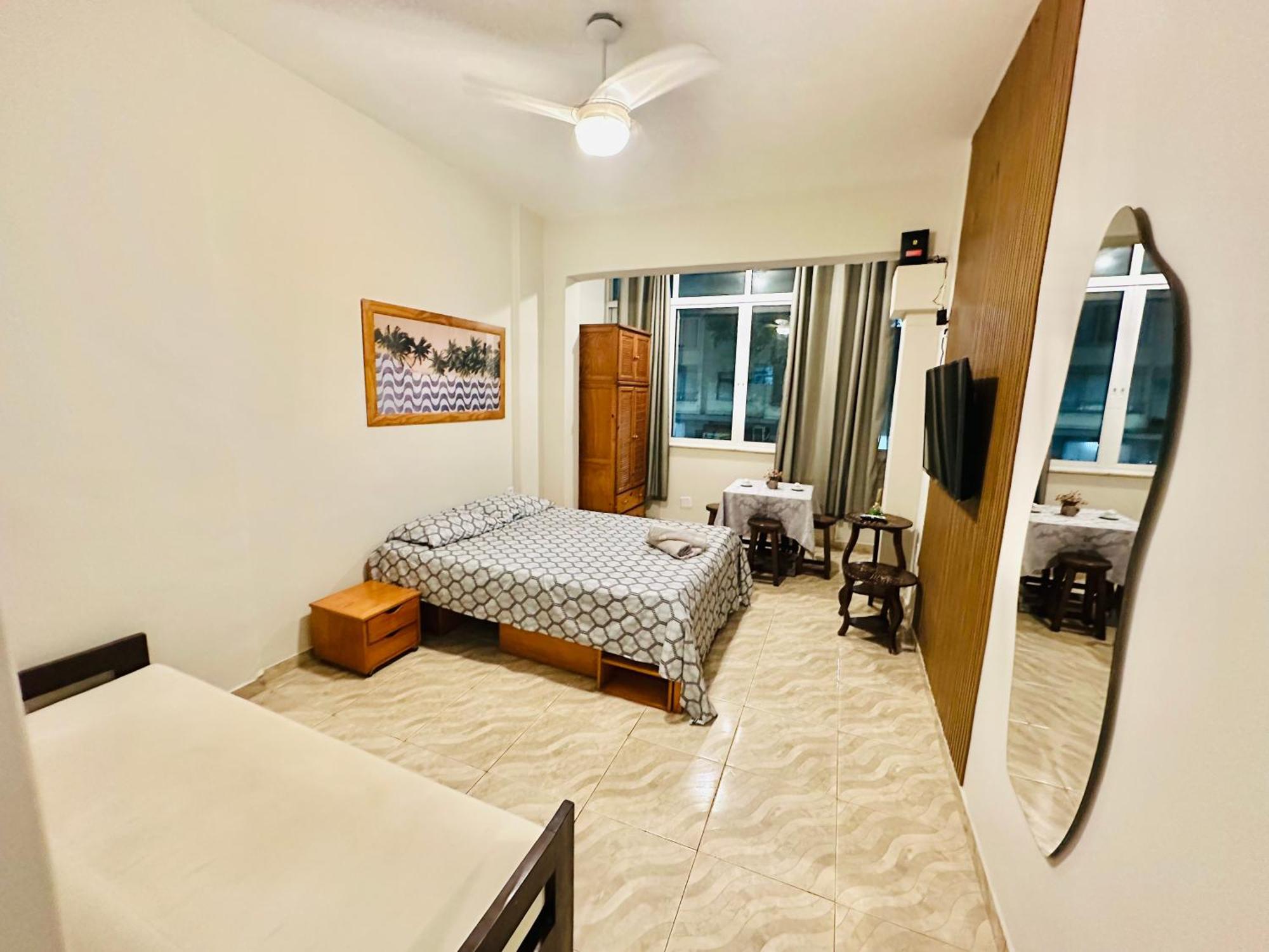 Ocean Post 4 Copacabana Apartamento *